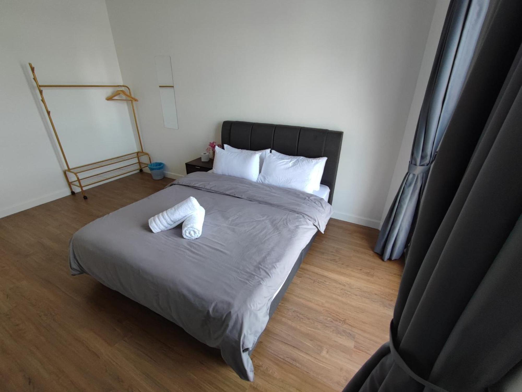 Séjour chez l'habitant Mid Valley Nearby Double 2suite 4-6pax