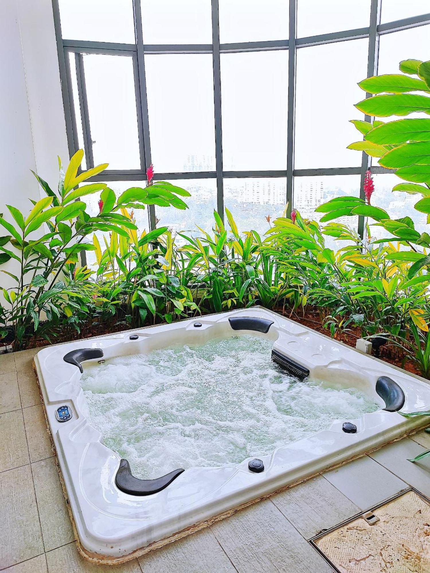 Mid Valley Nearby Double 2suite 4-6pax Séjour chez l'habitant *